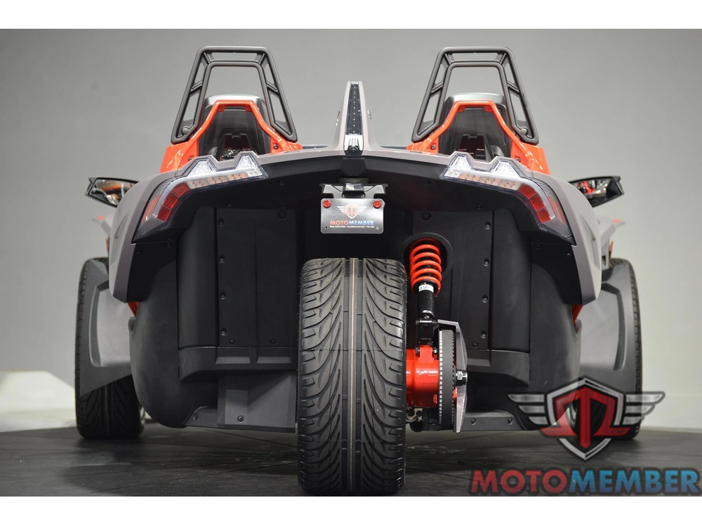 2026 Slingshot R Autodrive alt