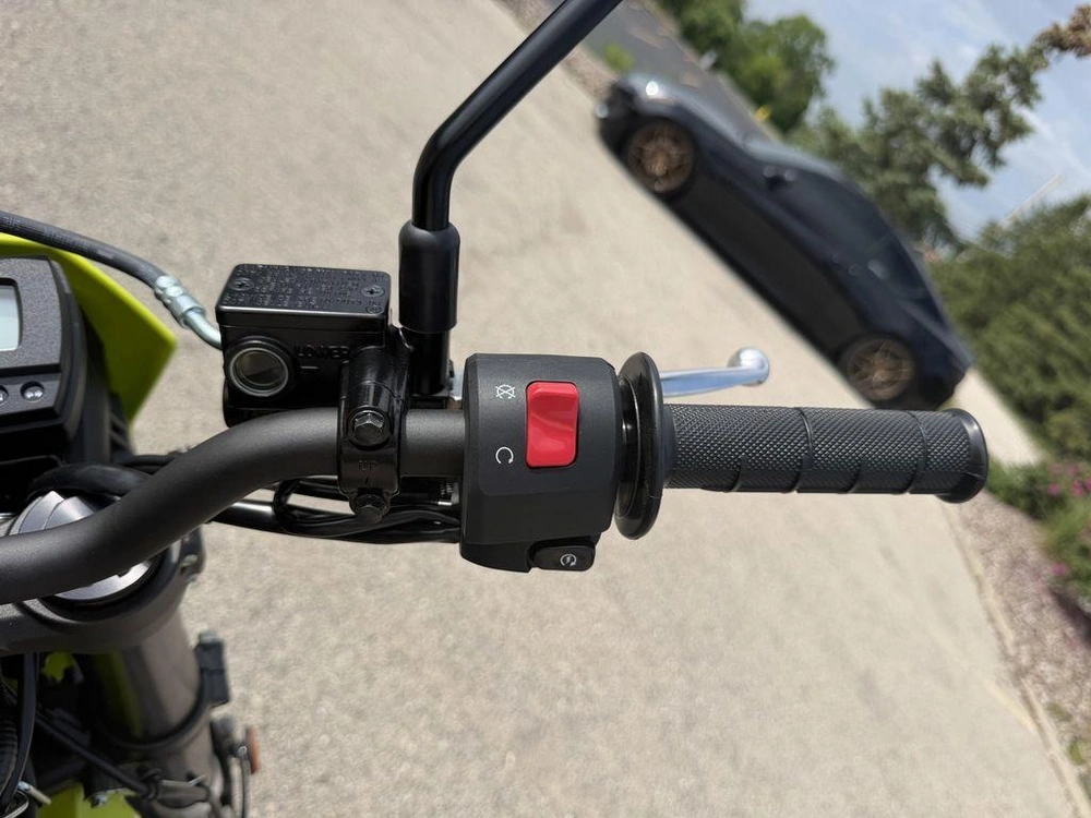 2026 Kawasaki Klx®300sm alt