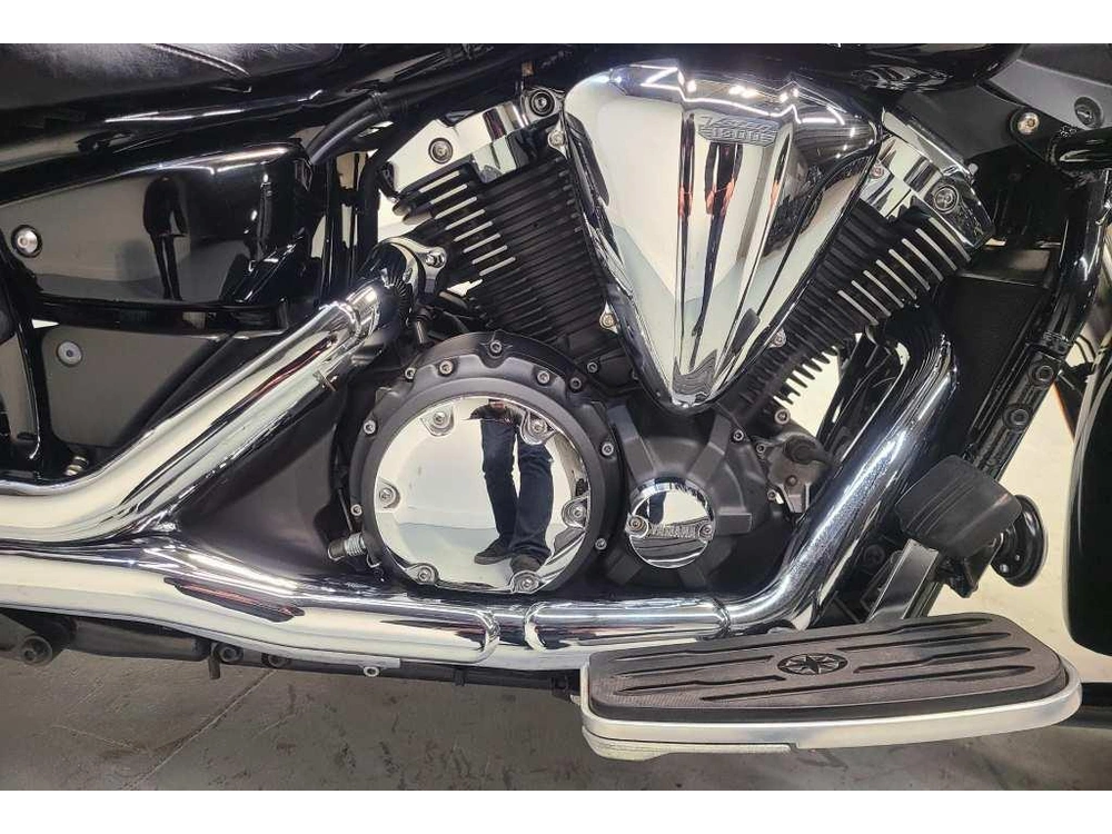 2014 Yamaha V-star 1300 Tourer alt