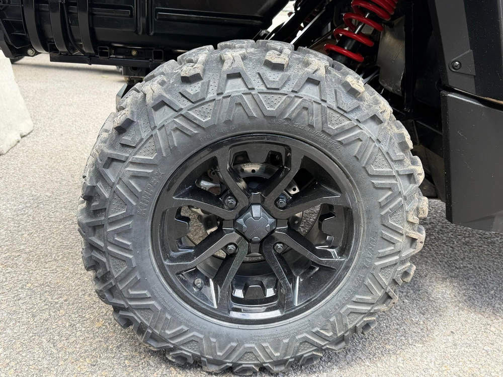 2017 Brp Commander Xt 800r (ca) alt