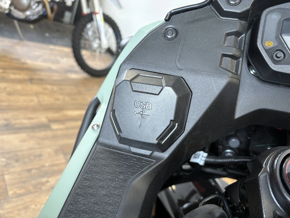 Kawasaki Klr650 2024 alt