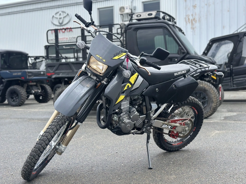 Suzuki Dr-z400s 2022 alt