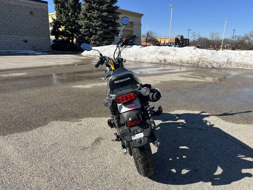 2025 Honda Dax 125 alt