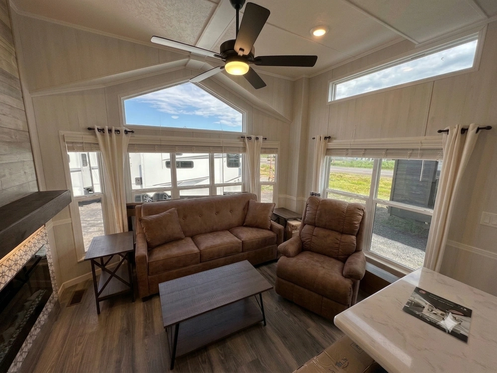 Woodland Park Euro Villa Tc-301c 2025 alt