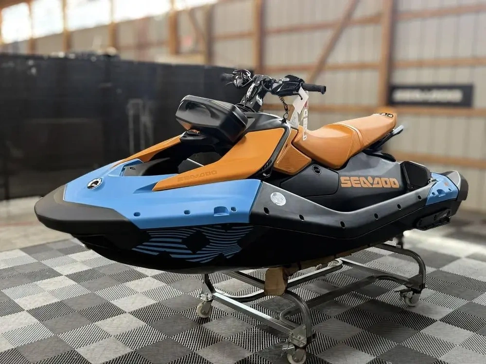 2026 Sea-doo Pwc Spark Trixx 90 Aud Be 3up Ibr 26 alt