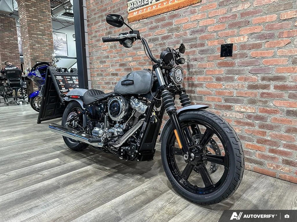 2026 Harley-davidson Street Bob alt