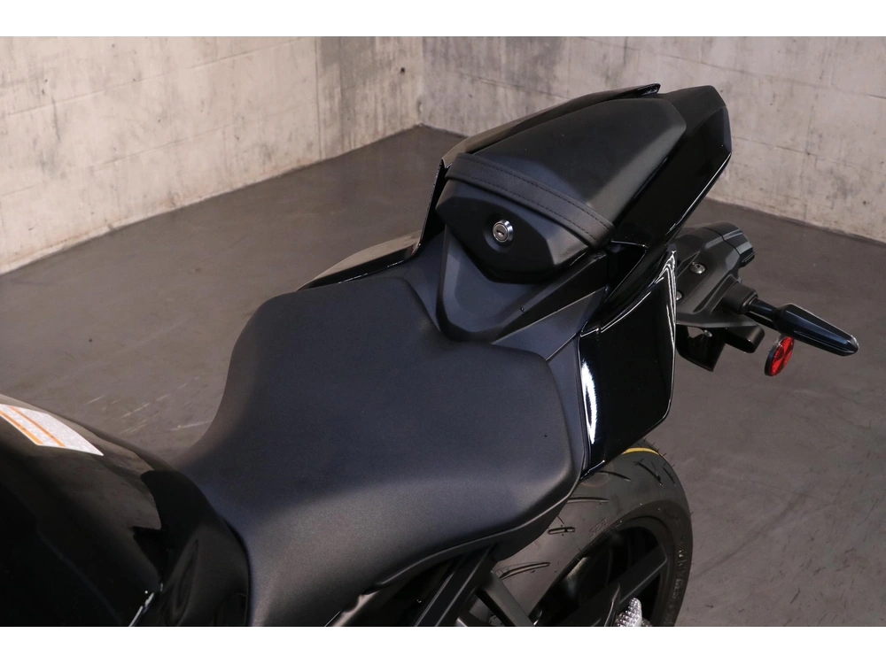 2026 Yamaha Yzf-r9 alt