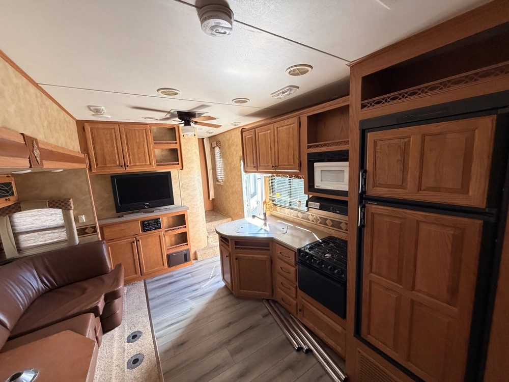 2010 Heartland Sundance 3300rlb alt