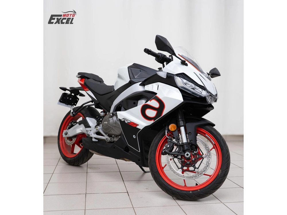 Aprilia Rs 457 2025 alt