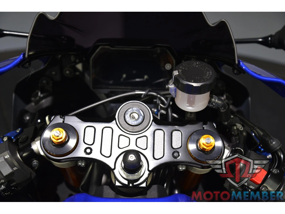 2025 Yamaha Yzf-r7 alt