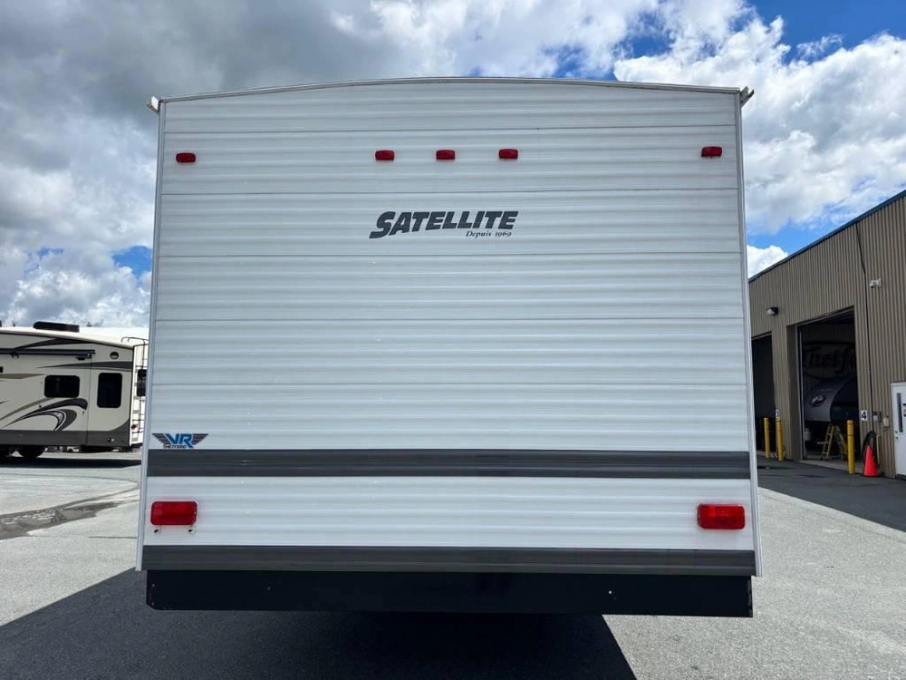 Satellite Satellite 3910ng 2022 alt