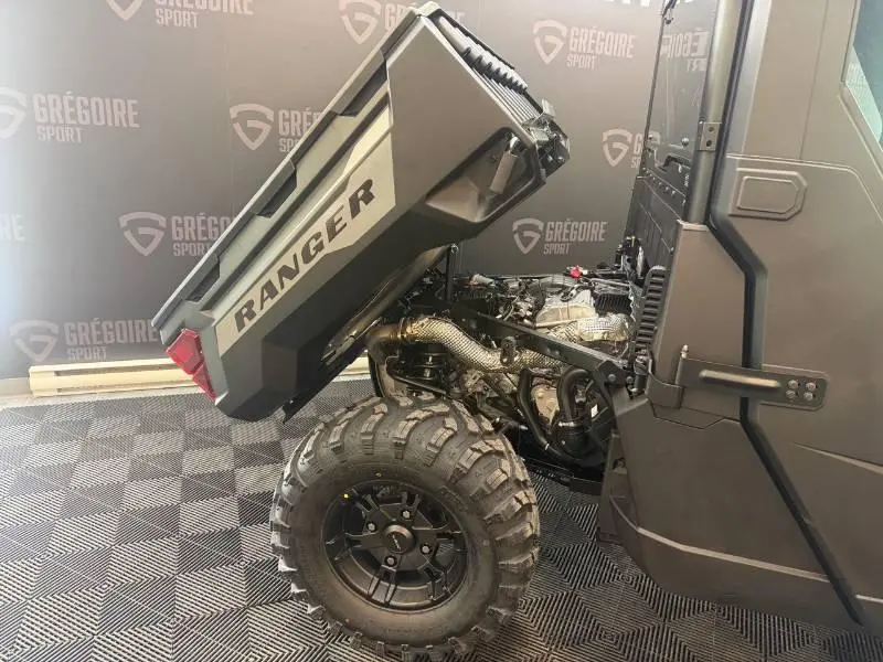 2027 Polaris RANGER XP 1000 AVEC CAB