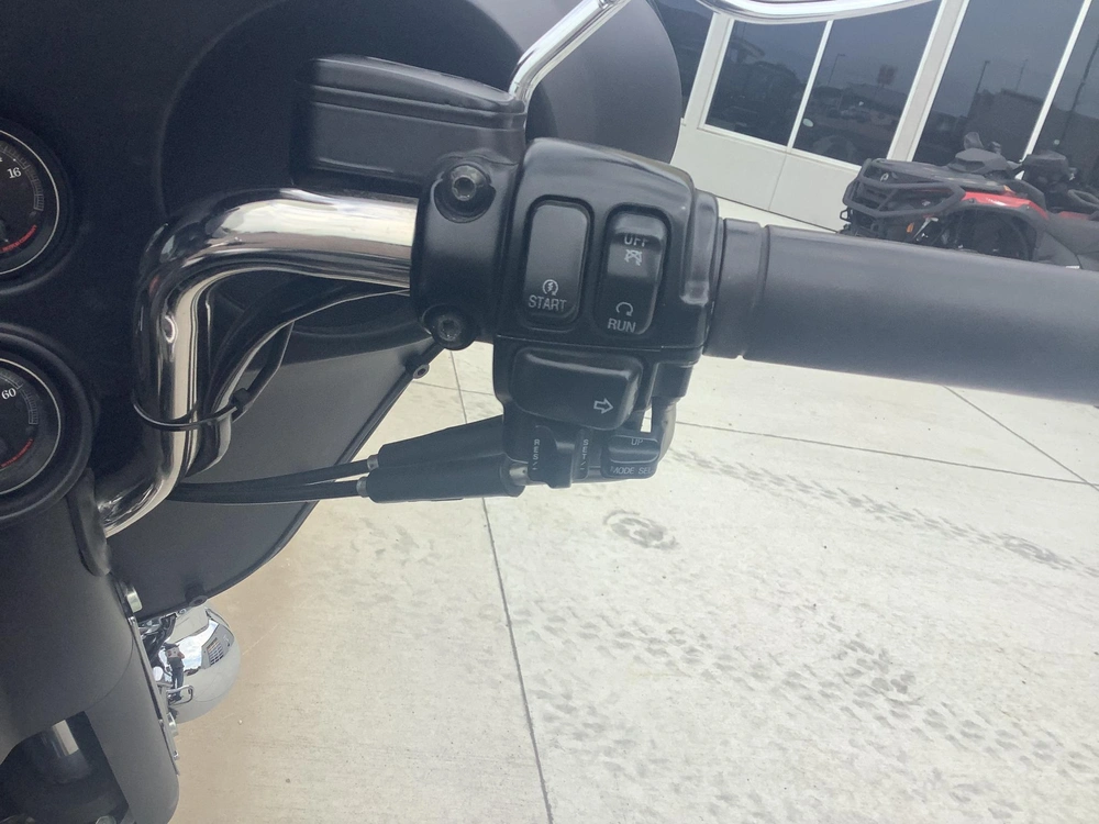 2004 Harley-davidson Flhtci Ultra Classic alt