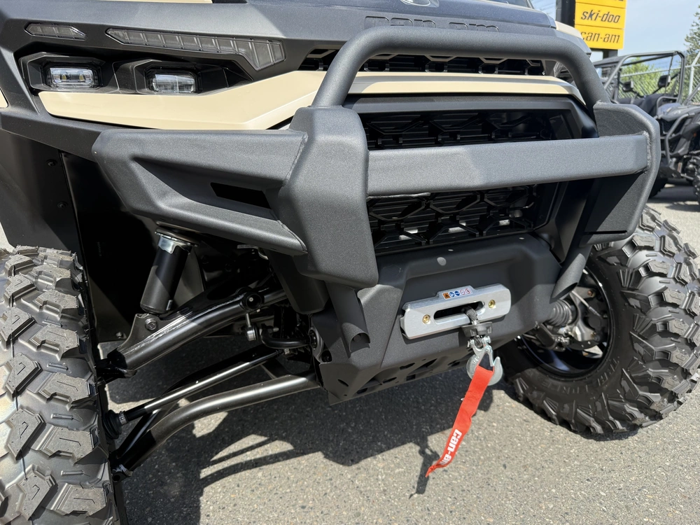 2026 Can-am Defender Limited Cab Hd11 alt