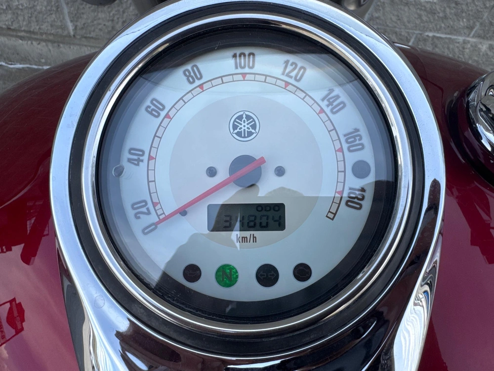 2002 Yamaha V-star 1100 alt