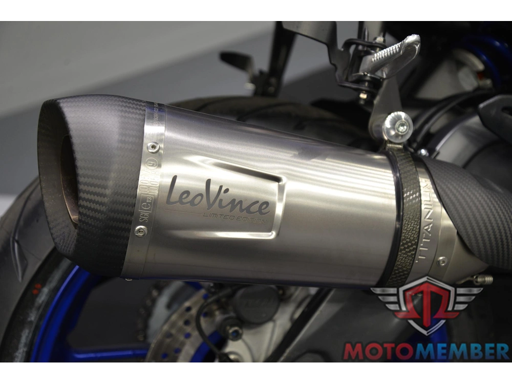 2025 Yamaha Yzf-r7 alt