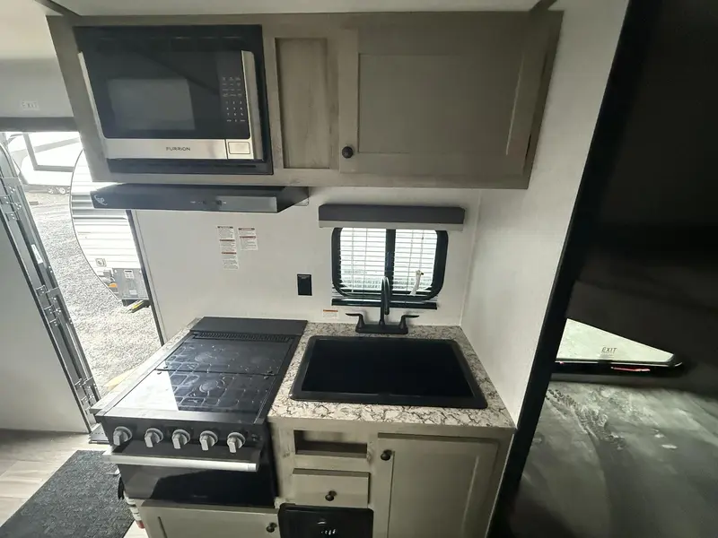 2027 Sunset Park RV Sunlite Limited 21DB