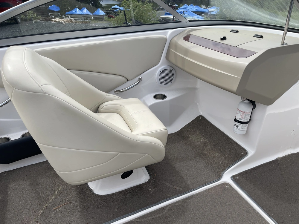 2009 Regal 1900 Regal alt