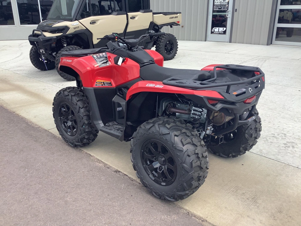 2026 Can-am Outlander Dps700 alt