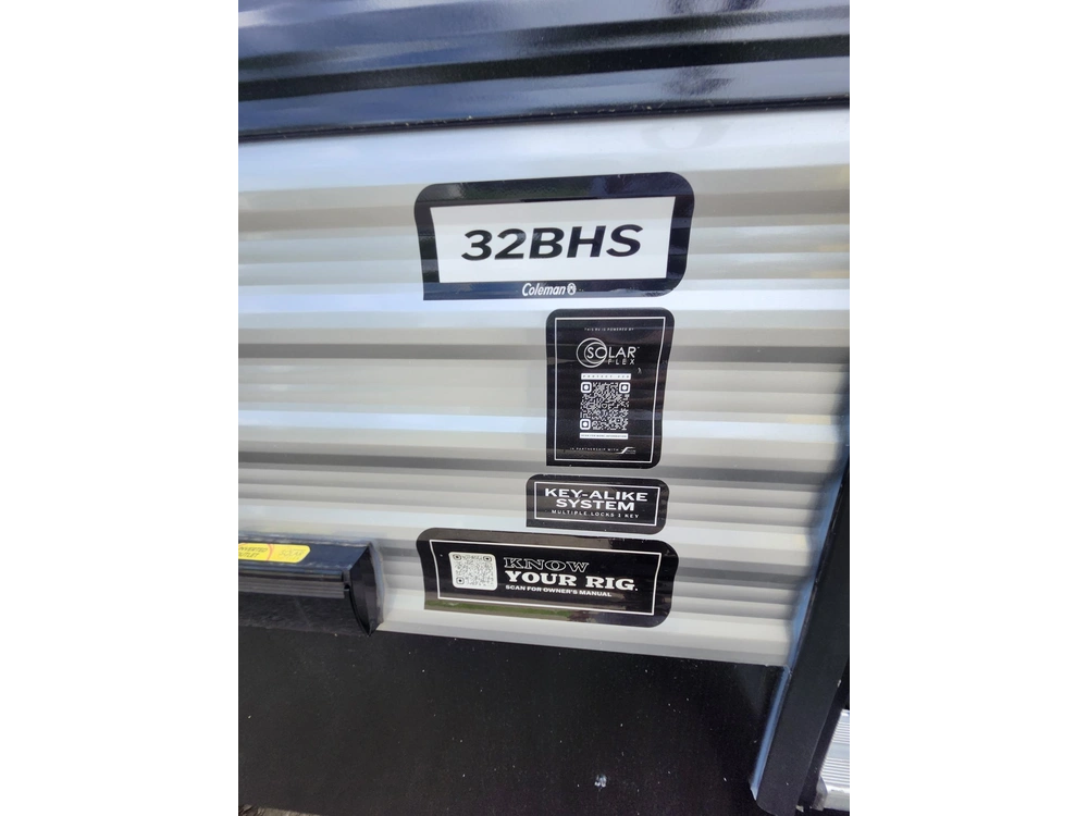 Keystone Rv Coleman 32 Bhs 2026 alt