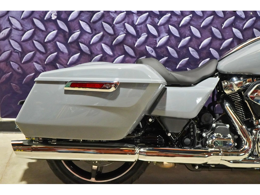 2026 Harley-davidson Fltrx Solo Road Glide alt