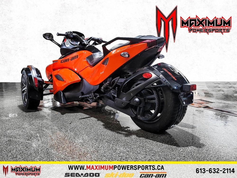 2014 Can-am Spyder Rss alt