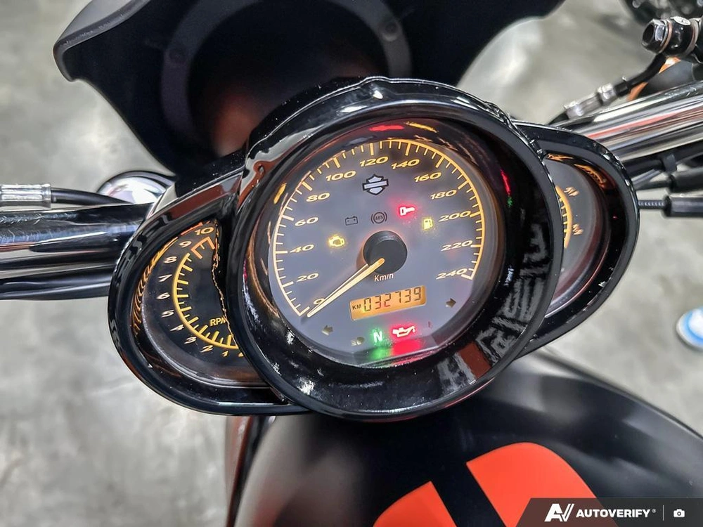 2011 Harley-davidson Night Rod Special alt