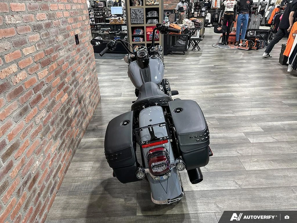 2026 Harley-davidson Heritage Classic alt