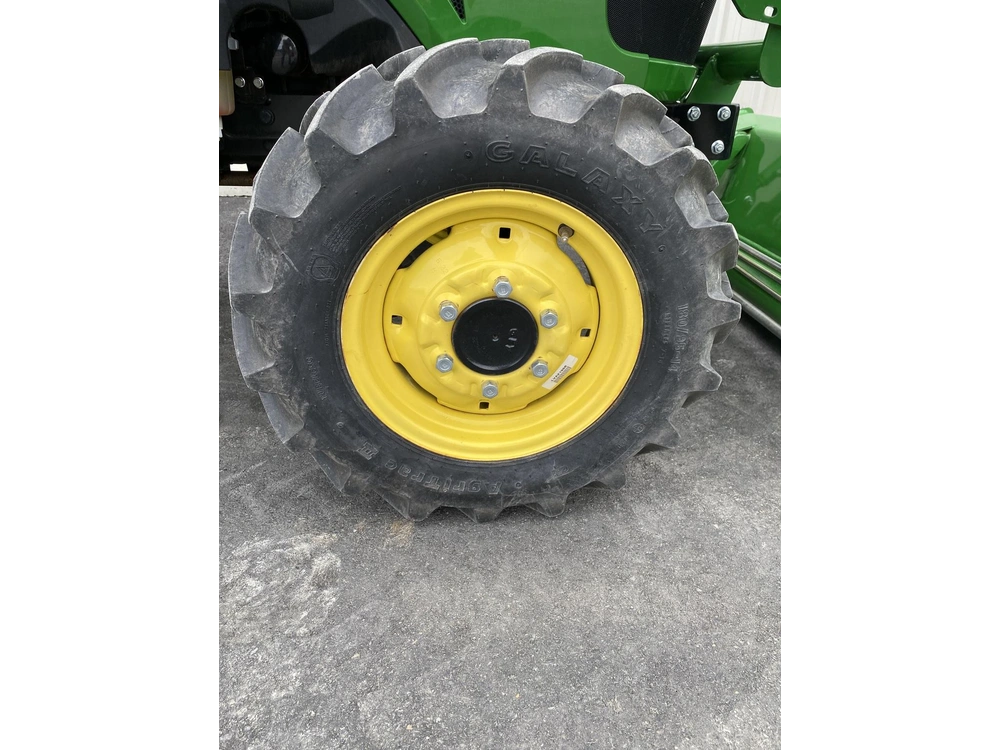 John Deere 3032e 2023 alt