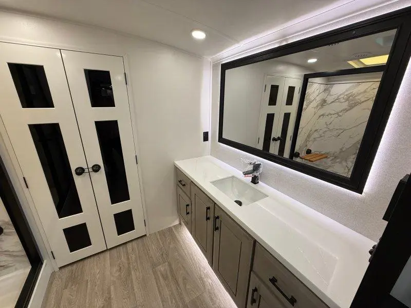 2027 Jayco Pinnacle