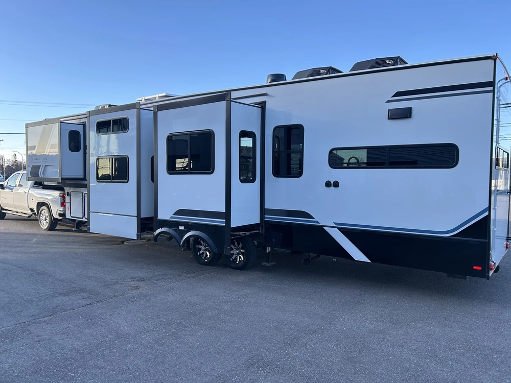 2025 Keystone Rv Alpine Avalanche Edition 379mb alt