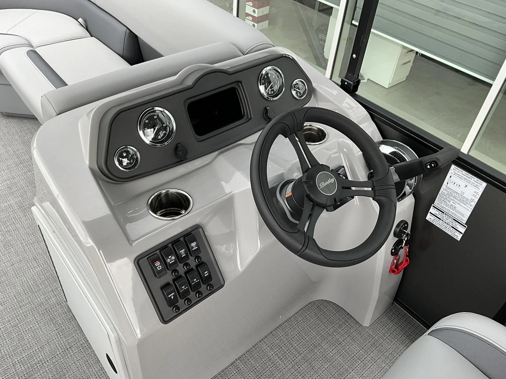 Bentley Le 180 Cr 2026 alt