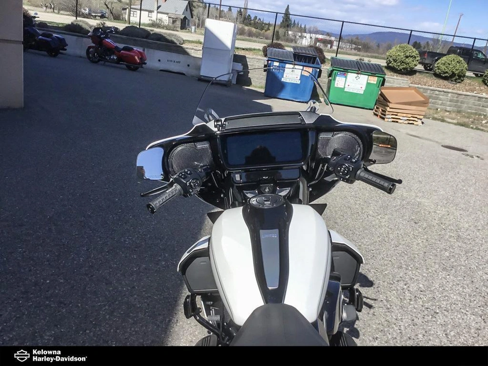 2026 Harley-davidson Flhxl - Street Glide® Limited alt
