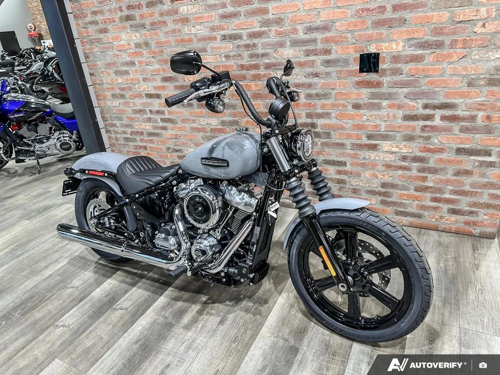 2026 Harley-davidson Street Bob alt