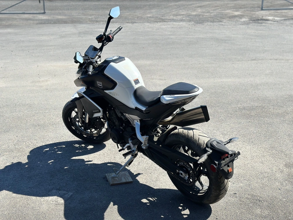 Cfmoto 800nk 2024 alt