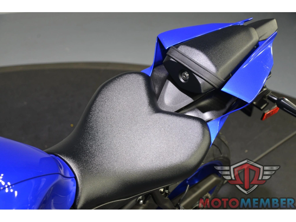 2022 Yamaha Yzf-r7 alt
