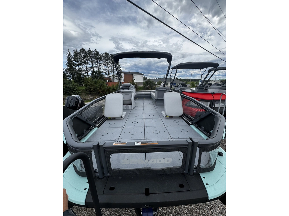 2026 Sea-doo Switch Cruise 21' 300hp alt