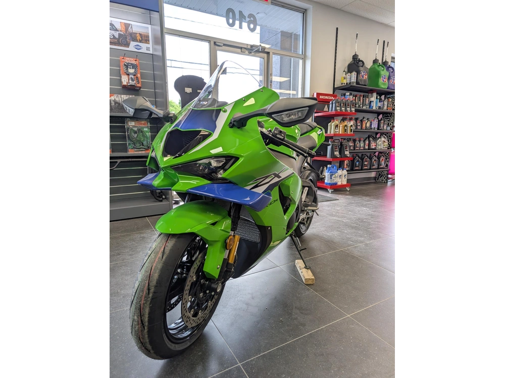 Kawasaki Ninja Zx-10r 2026 alt