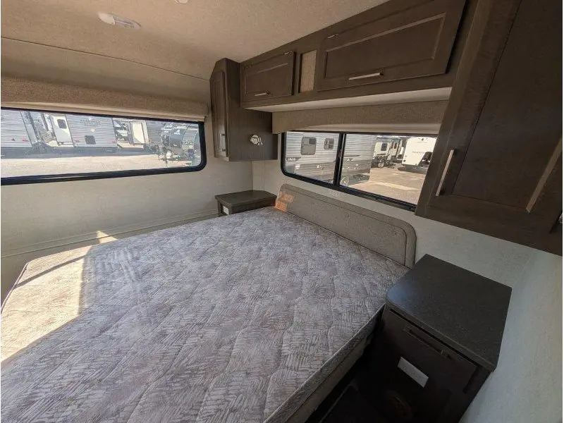 2027 Bigfoot rv Bigfoot