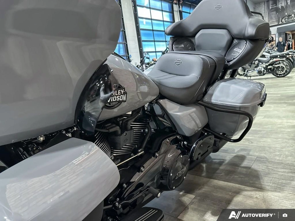 2026 Harley-davidson Road Glide Limited alt