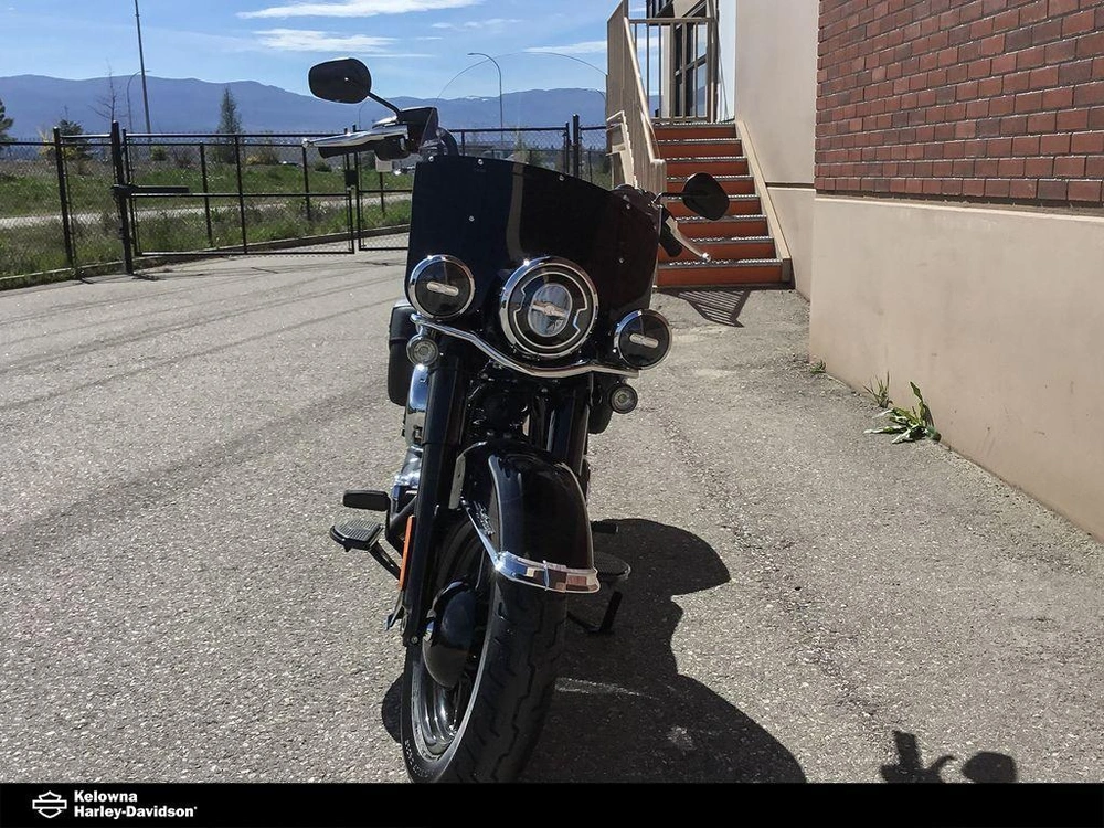 2026 Harley-davidson Flhc - Heritage Classic alt