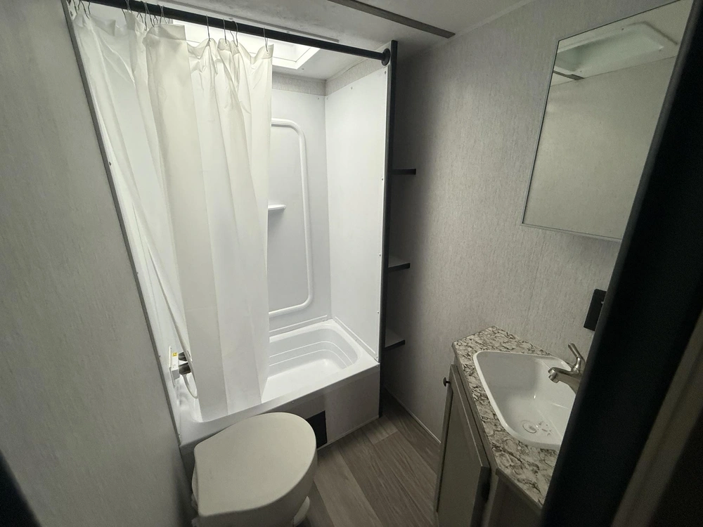 2027 Sunset Park Rv Sunlite Limited 21db alt