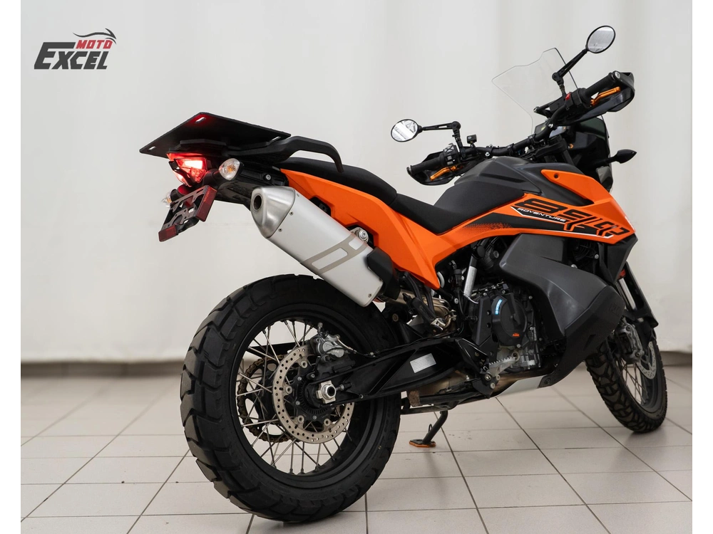 Ktm 890 Adventure 2021 alt