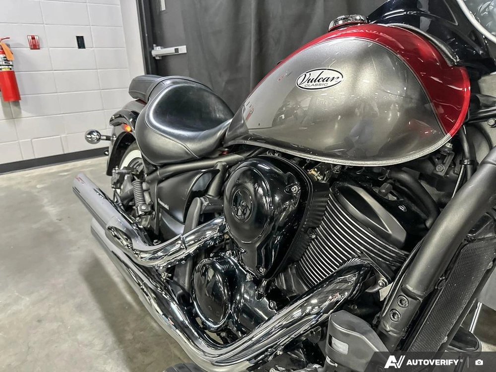 2016 Kawasaki Vulcan 900 Classic alt