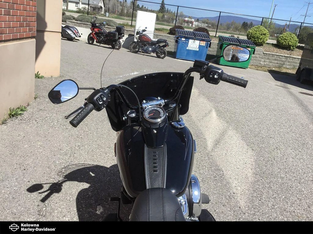 2026 Harley-davidson Flhc - Heritage Classic alt