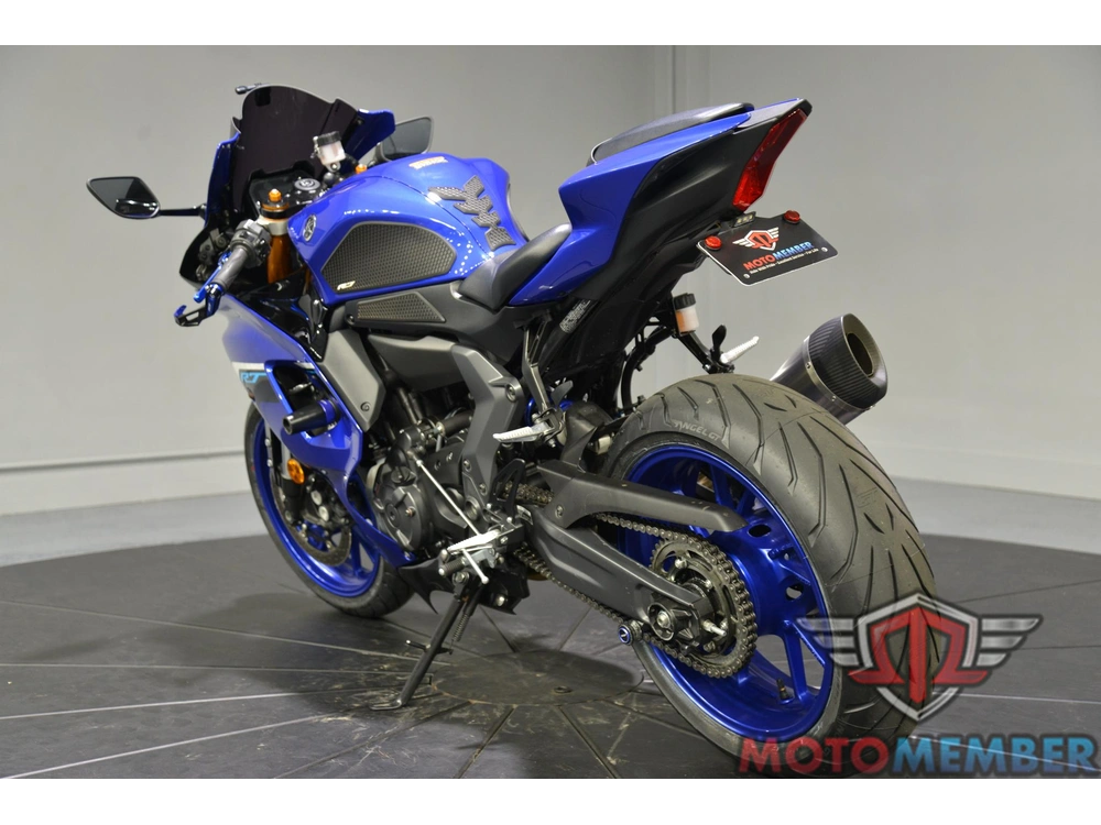 2025 Yamaha Yzf-r7 alt