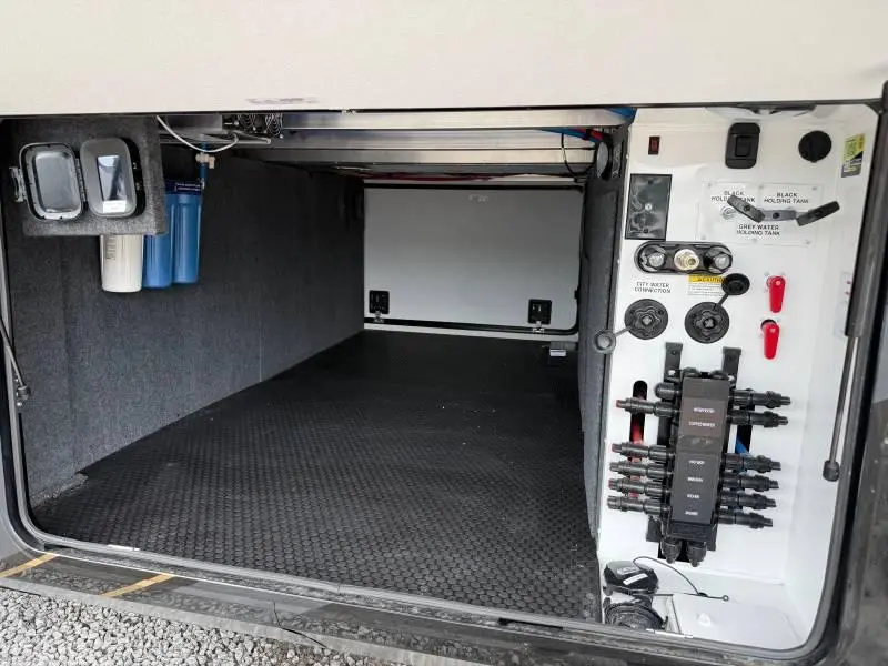 2027 Jayco Pinnacle