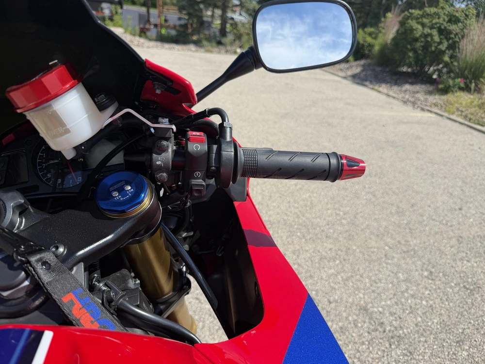 2024 Honda Cbr600rr alt