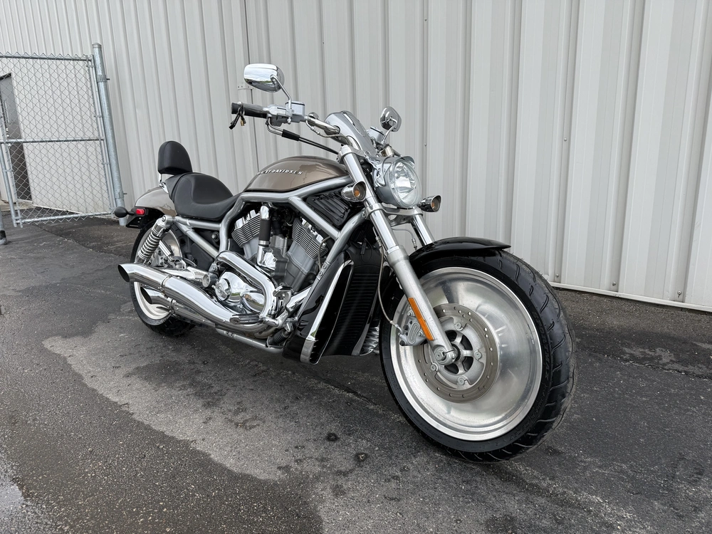 2004 Harley-davidson V-rod alt