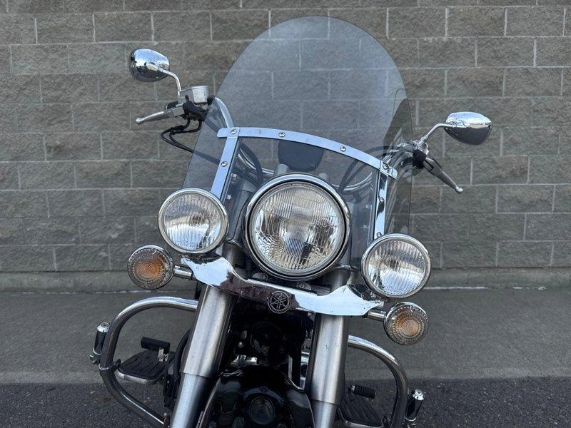 2002 Yamaha V-star 1100 alt